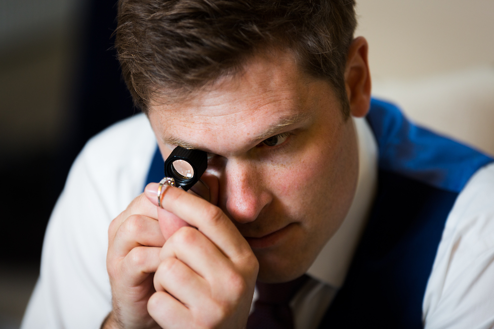 Eyeglass, ring, jewellery valuation, Neil Geddes