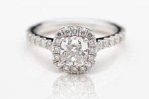 diamond engagement ring